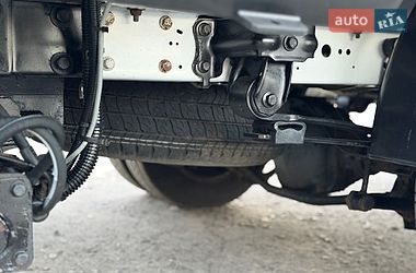 Вантажний фургон Ford Transit 2016 в Дубні