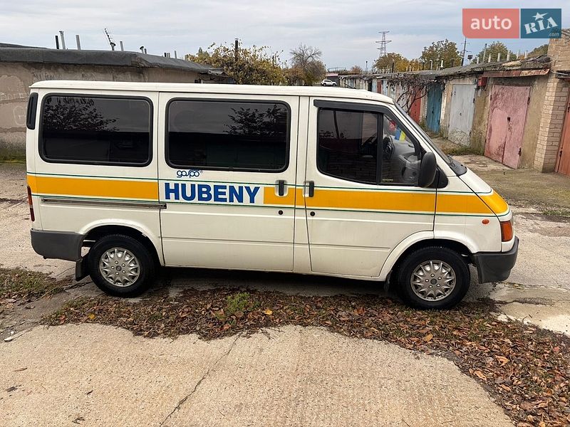 Минивэн Ford Transit 1994 в Южноукраинске