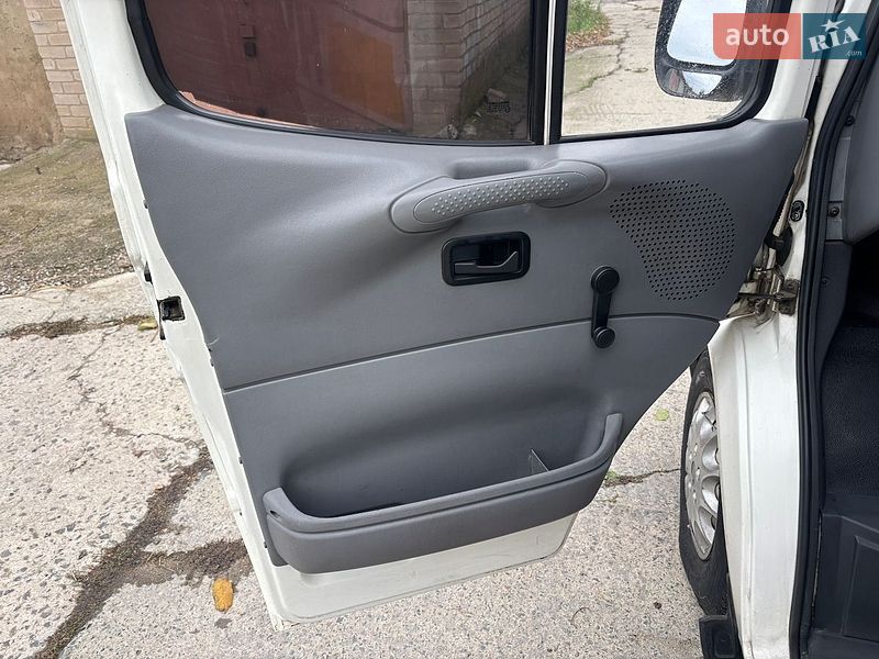 Минивэн Ford Transit 1994 в Южноукраинске