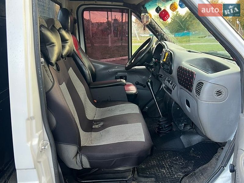 Для перевозки животных Ford Transit 1998 в Иванове