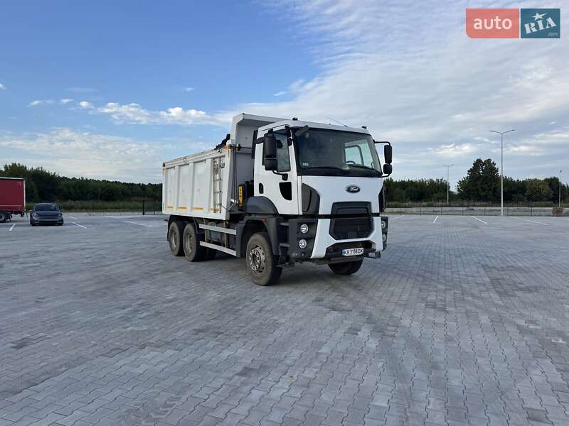 Самосвал Ford Trucks 2021 в Дубно