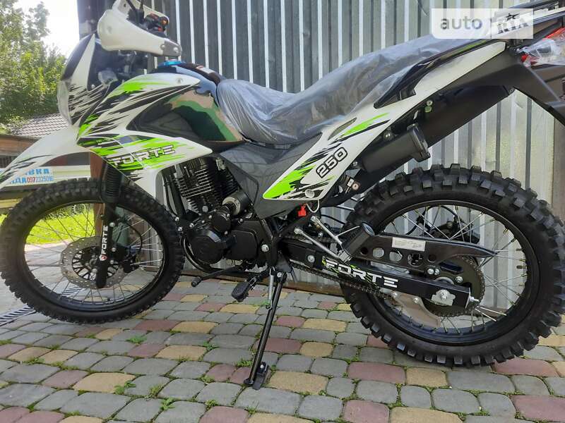 Мотоцикл Спорт-туризм Forte FT 250 CKA 2023 в Косове