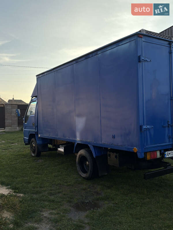 Грузовой фургон Foton BJ1043 2006 в Ровно