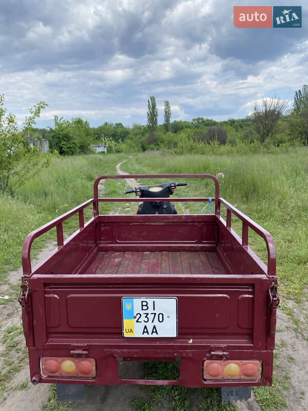 Грузовые трициклы Foton Five Star 2009 в Кременчуге