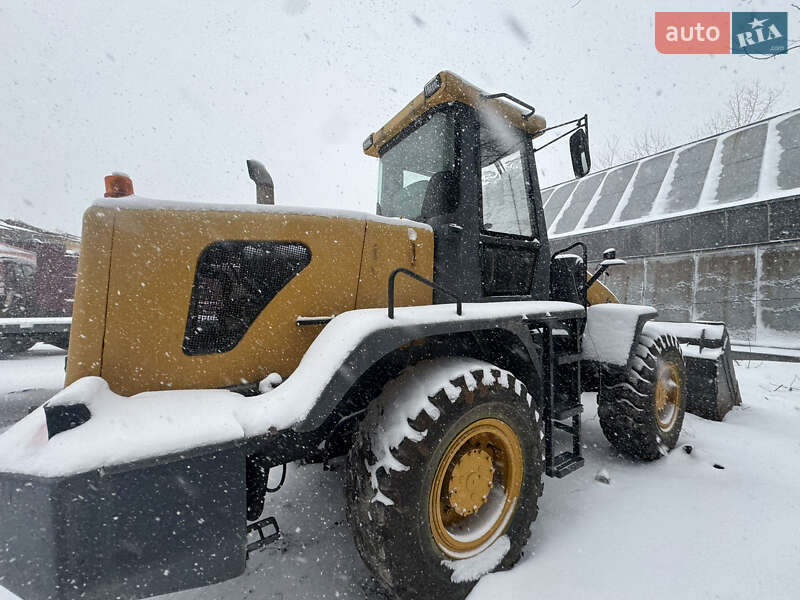 Фронтальный погрузчик Foton FL 2008 в Днепре