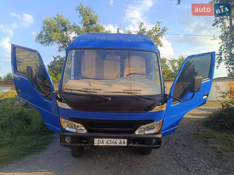 Дом на колесах Foton Forland 2004 в Гнивани