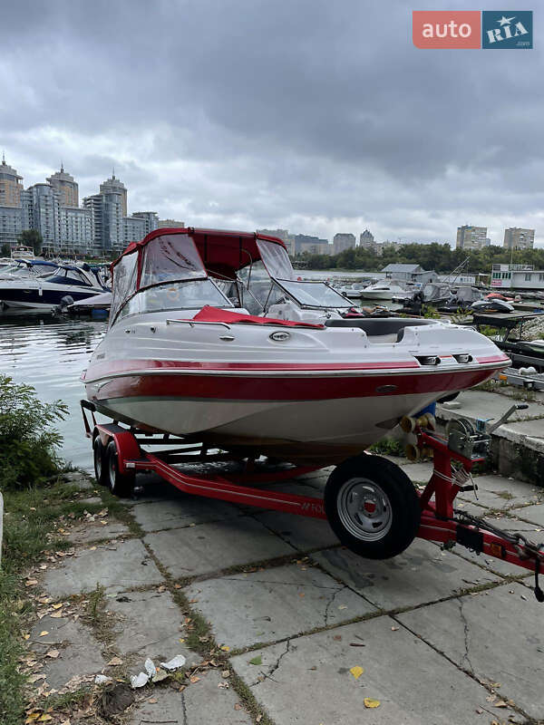 Катер Four Winns F224 2011 в Кривом Роге