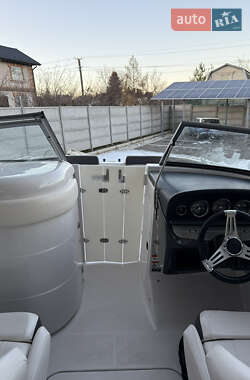 Катер Four Winns F224 2011 в Кривом Роге