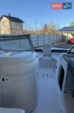 Катер Four Winns F224 2011 в Кривом Роге