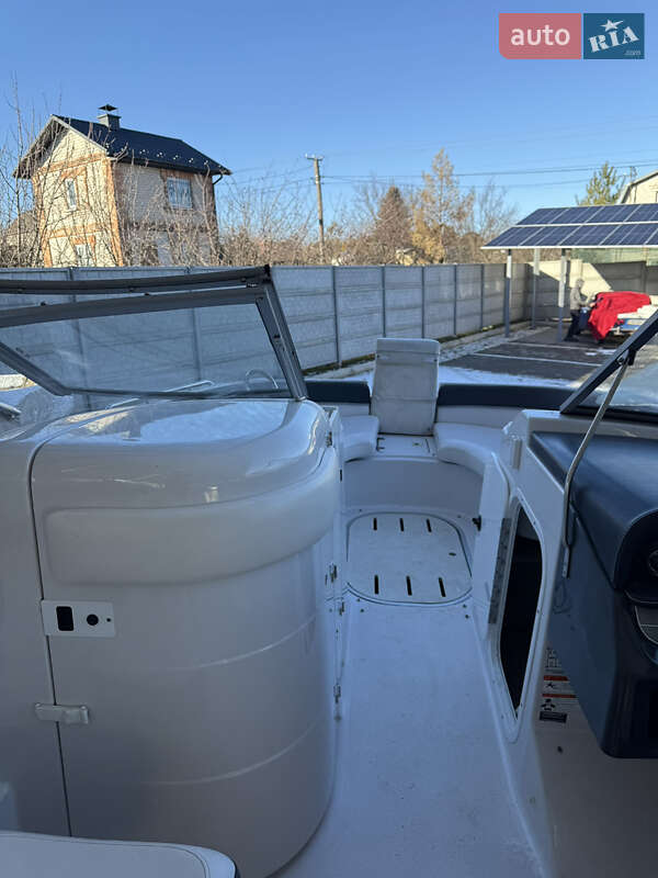 Катер Four Winns F224 2011 в Кривом Роге