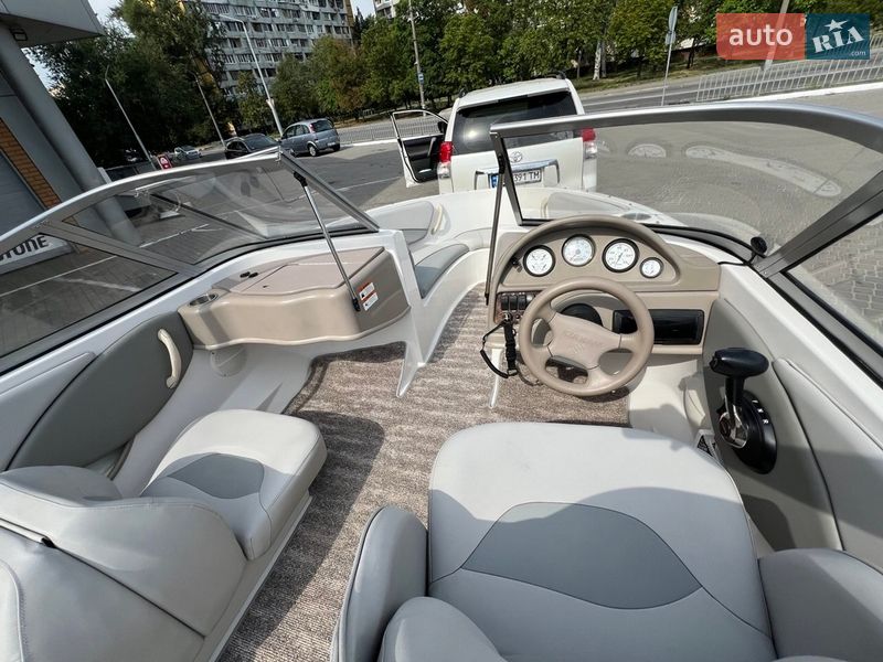 Катер Four Winns H180 2003 в Днепре