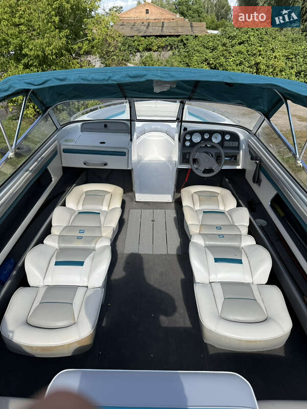 Катер Four Winns H210 1993 в Вінниці