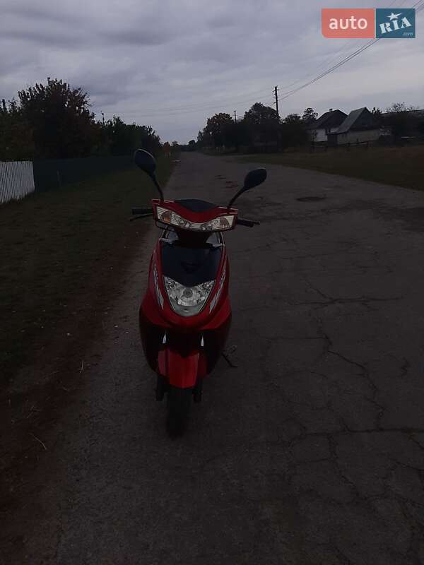 Скутер FoxWell ZW 2014 в Сарнах