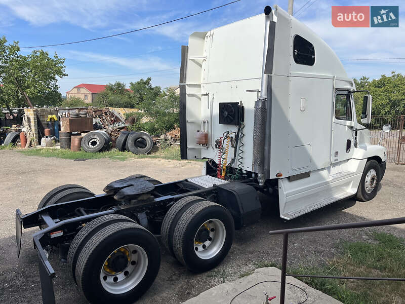 Тягач Freightliner Century 2000 в Одесі