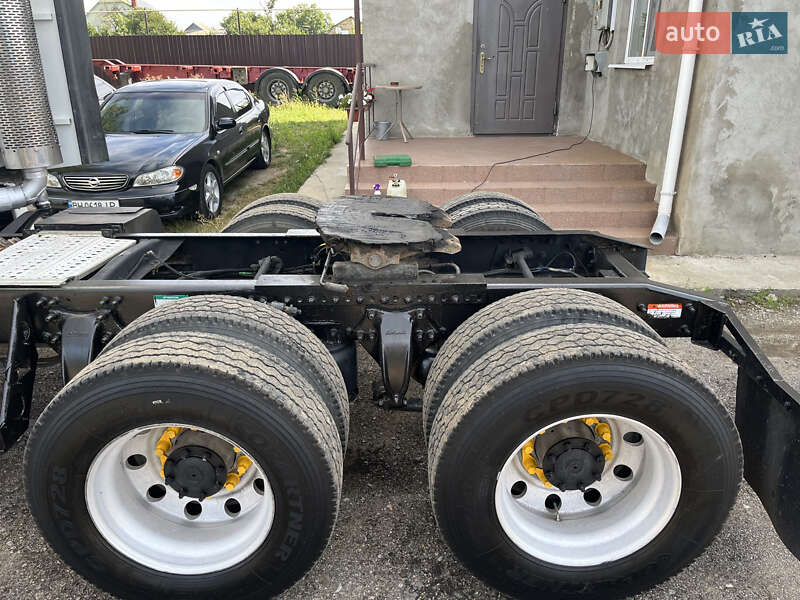 Тягач Freightliner Century 2000 в Одесі