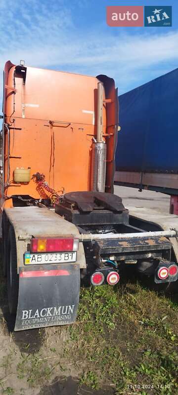 Тягач Freightliner Century 2003 в Калиновке