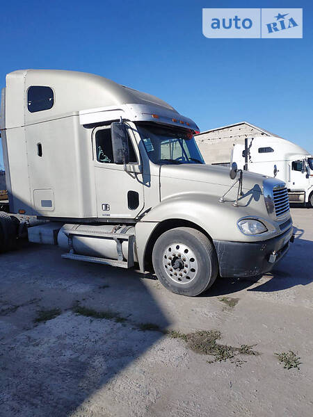 Freightliner Columbia