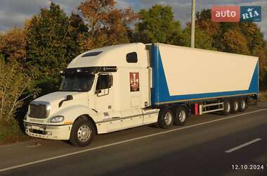 Рефрижератор Freightliner Columbia 2002 в Луцке