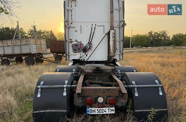 Контейнеровоз Freightliner Columbia 2003 в 