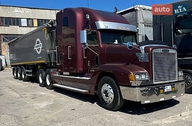 Тягач Freightliner FLD 2003 в Рівному