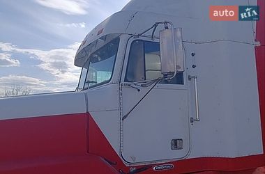 Тягач Freightliner FLD 2001 в Ровно