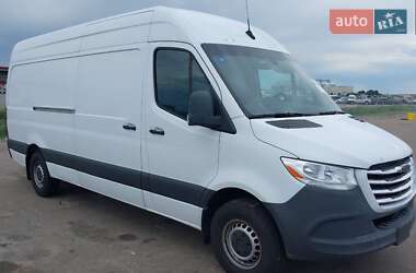Грузовой фургон Freightliner Sprinter 2019 в 