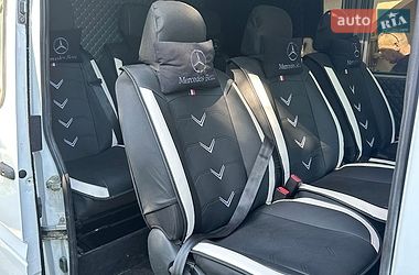 Грузопассажирский фургон Freightliner Sprinter 2005 в Калуше