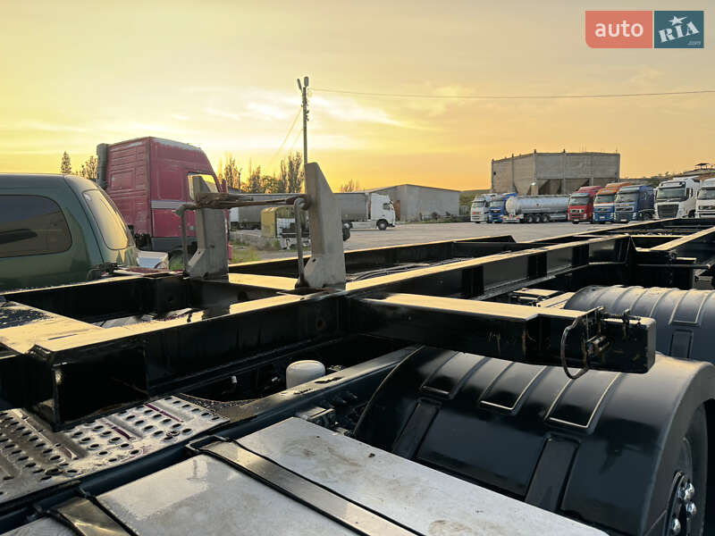 Контейнеровоз полуприцеп Frejat ST 1997 в Одессе