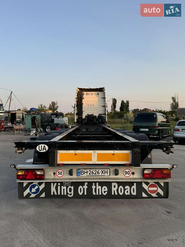 Контейнеровоз полуприцеп Frejat ST 1997 в Одессе