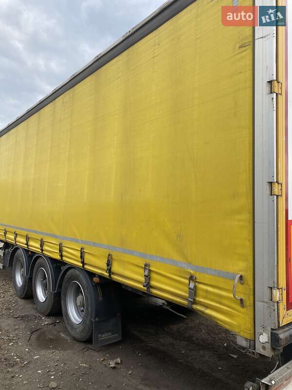 Платформа напівпричіп Fruehauf 01Y 2006 в Татарбунарах