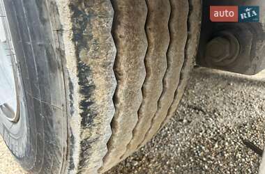 Цистерна полуприцеп Fruehauf 01Y 1997 в 
