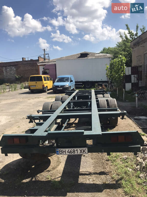 Контейнеровоз Fruehauf A2 2000 в Одесі