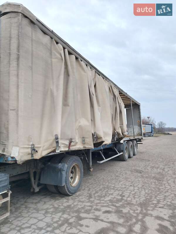 Тентованный борт (штора) - полуприцеп Fruehauf Benalu 2001 в Полтаве