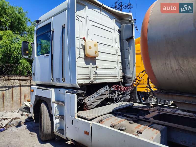 Цистерна полуприцеп Fruehauf BPV 1995 в Запорожье