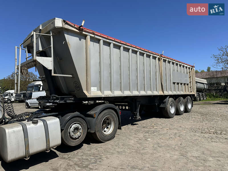 Fruehauf D33C 2002