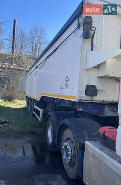 Самосвал полуприцеп Fruehauf D33C 2004 в 