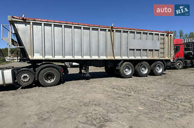 Самосвал полуприцеп Fruehauf DJD SA3 2002 в Киеве