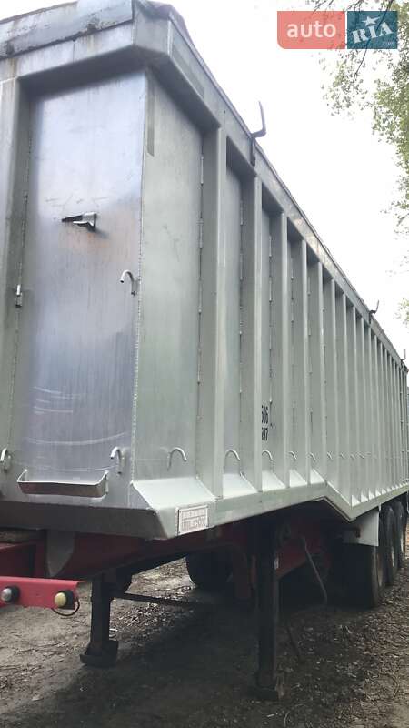Самоскид напівпричіп Fruehauf DJD TA 3 1994 в Великих Гаях