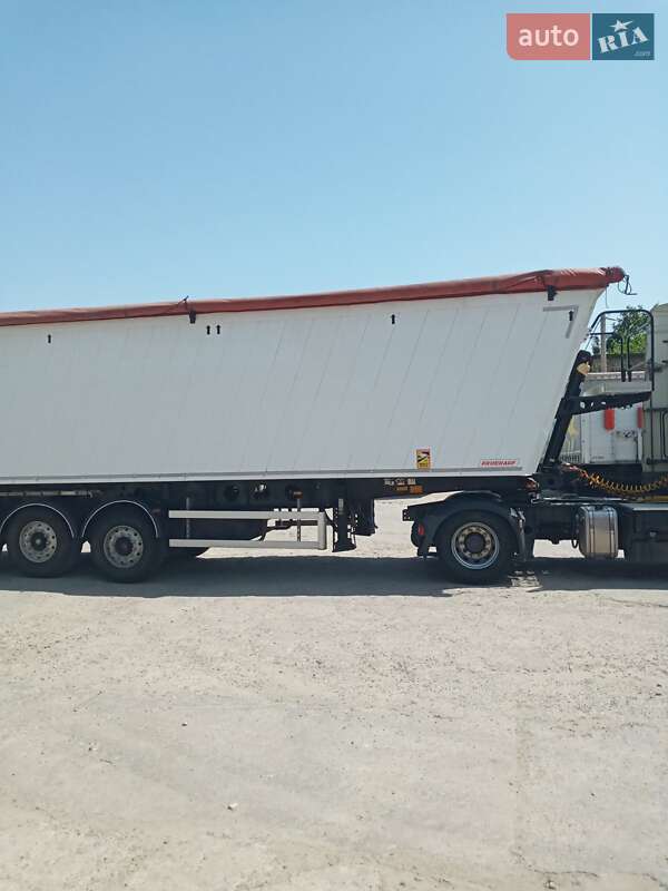 Зерновоз - полуприцеп Fruehauf F 2017 в Днепре