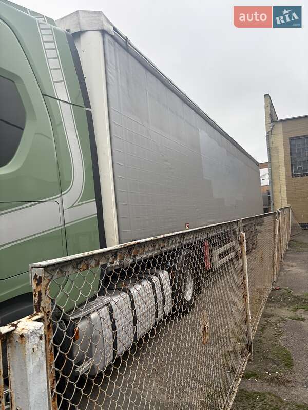 Тентований борт (штора) - напівпричіп Fruehauf F 2016 в Києві