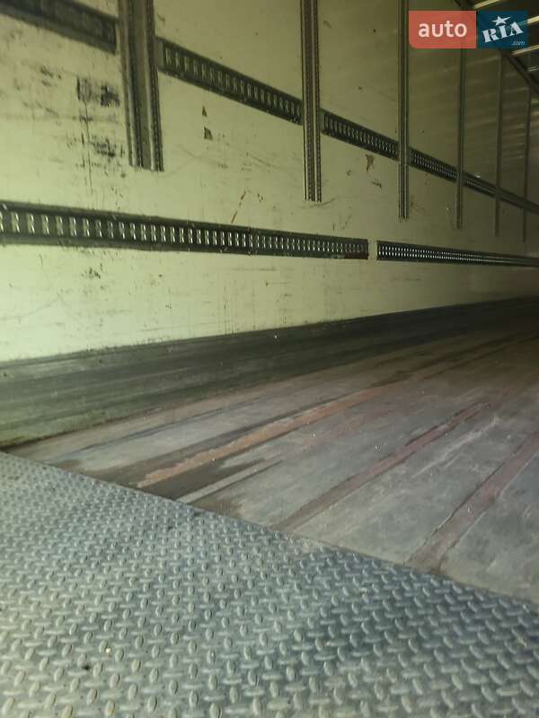 Ізотермічна будка Fruehauf FST4FC 2014 в Житомирі
