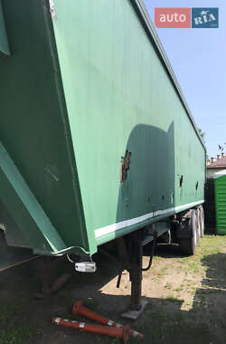 Самоскид напівпричіп Fruehauf GT 2001 в Обухові
