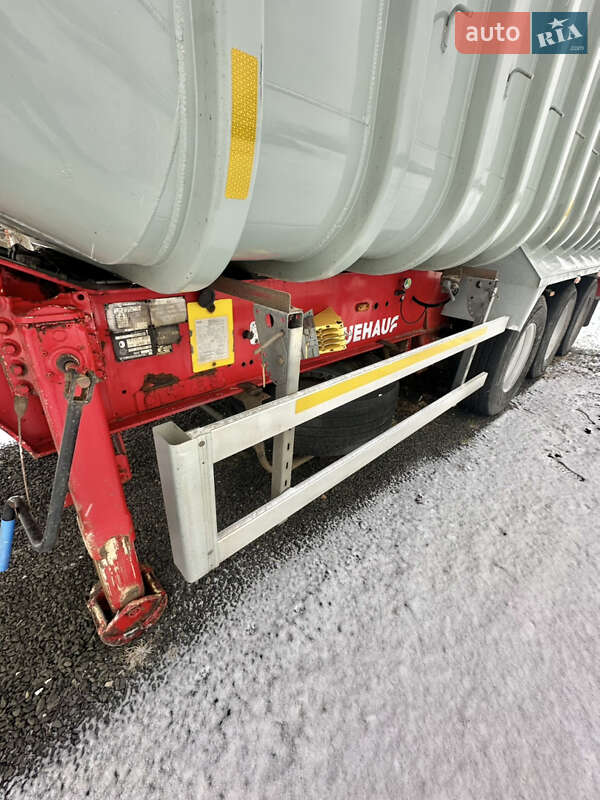 Самосвал полуприцеп Fruehauf LTD/WAD 2006 в Луцке