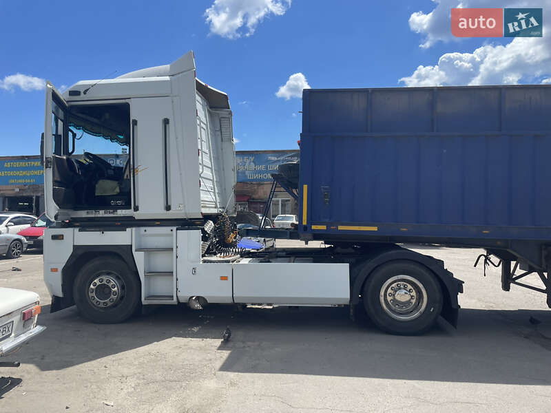 Контейнеровоз полуприцеп Fruehauf Netam 1989 в Киеве