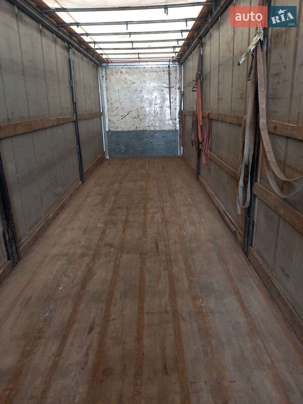 Тентований борт (штора) - напівпричіп Fruehauf SAF 2008 в Мукачевому