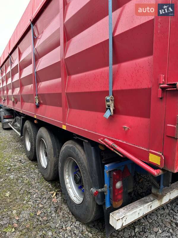 Самоскид напівпричіп Fruehauf SMB 2000 в Полтаві