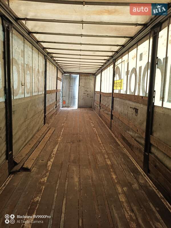 Тентований борт (штора) - напівпричіп Fruehauf SMB 2004 в Згурівці фото 12 Тентований борт (штора) - напівпричіп Fruehauf SMB 2004 в Згурівці