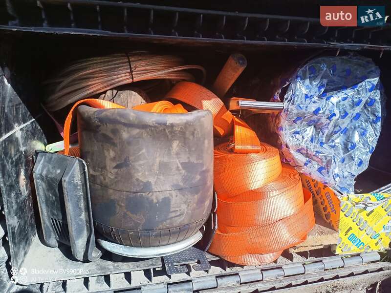 Тентований борт (штора) - напівпричіп Fruehauf SMB 2004 в Згурівці фото 22 Тентований борт (штора) - напівпричіп Fruehauf SMB 2004 в Згурівці