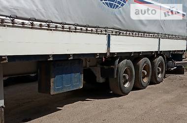 Напівпричіп Fruehauf T34 1990 в Львові