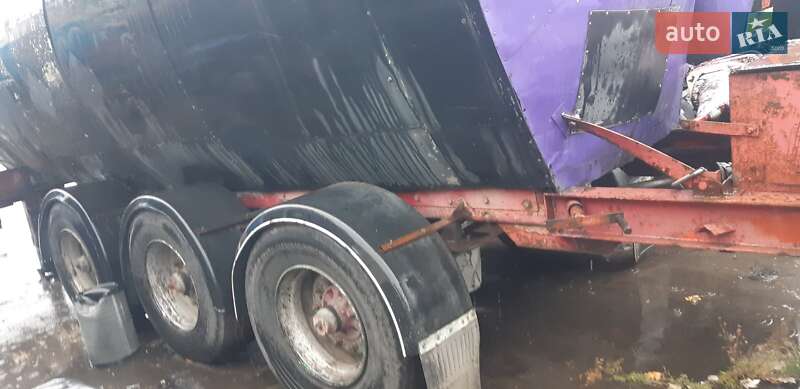 Цистерна полуприцеп Fruehauf T34 1986 в Кременчуге